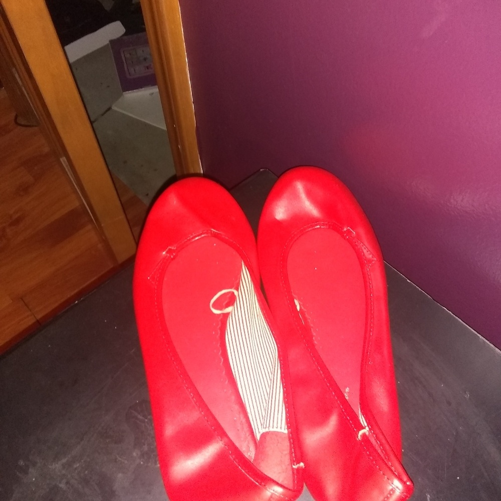 Red flats